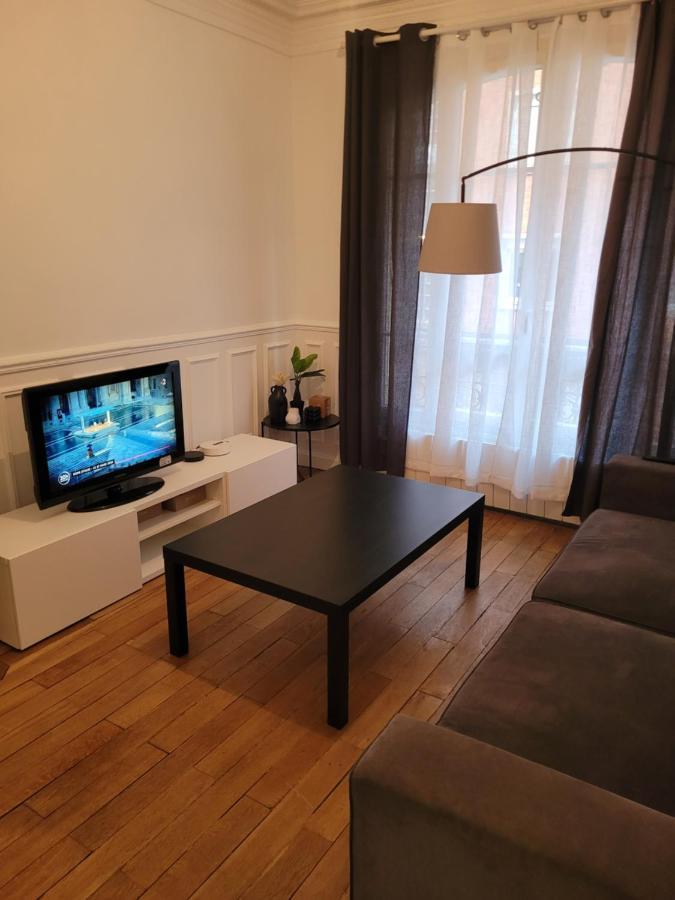 L'Appartement Ideal 4 Voyageurs ボローニュ・ビランクー エクステリア 写真